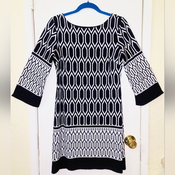 ENFOCUS Petite size8P Black & White Geometric Print Midi Dress w/ 3/4 Sleeves - Picture 4 of 7
